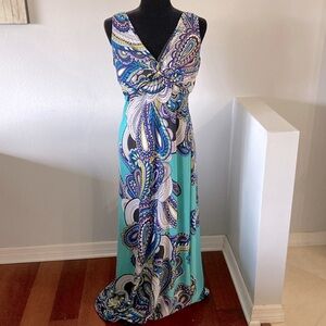 Elegant Blue Paisley Maxi Dress
